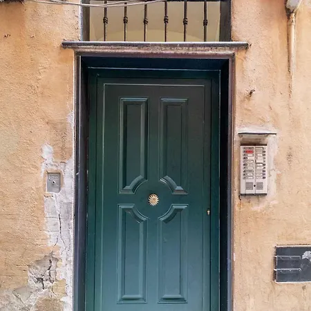Giano Host - Macelli Gênes